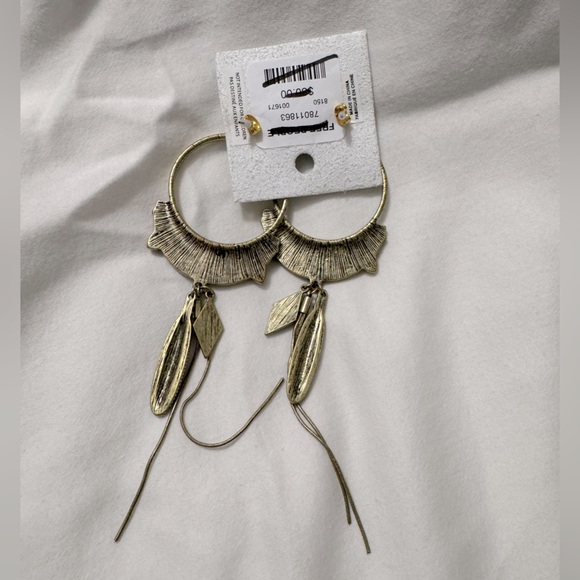 Lot of 10 Pairs of Free People/Urban Outfitters Earrings $100+ MSRP - Picture 9 of 9
